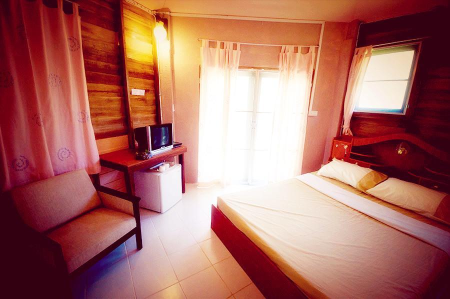 Hotel Red Z Cool Mountain Amphoe Amphoe Khao Kho Exterior foto